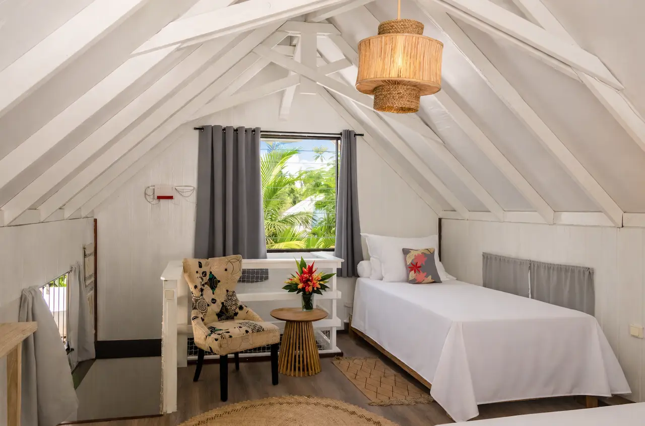 Upstairs bedoom 2